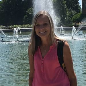 Meet your Posher, Suzanne